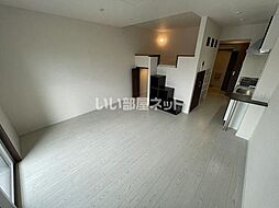 バリフォレスト吉村 207 2階ワンルームのリビング/ダイニング