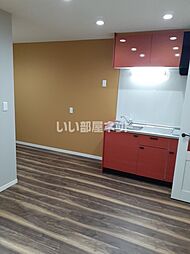 New Port Villa 202 2階ワンルームのリビング/ダイニング