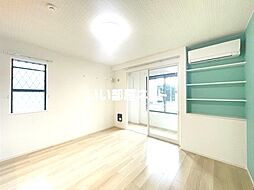 ミルト開成 101 1階ワンルームのリビング/ダイニング