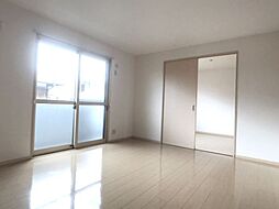 近鉄京都線 寺田駅 徒歩3分の賃貸アパート 2階2LDKのリビング/ダイニング