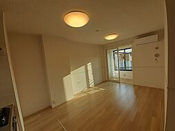 プラシードＨ 102 1階1LDKのリビング/ダイニング