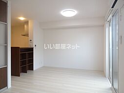 クレシアコート　A棟 105 1階1LDKのリビング/ダイニング