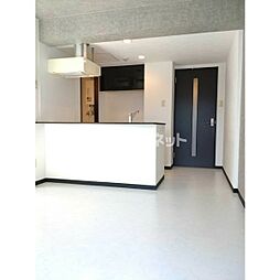 K&M 302 3階1LDKのリビング/ダイニング