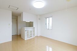 ティアモ 201 2階ワンルームのリビング/ダイニング