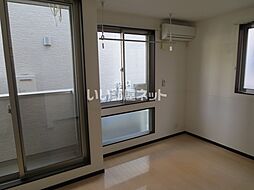 アルル 101 1階1Kのリビング/ダイニング