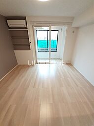 グラシオッソ坂井　III 105 1階ワンルームのリビング/ダイニング