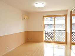 オーククレスト　I/II/III/IV/V/VI 1階2LDKのリビング/ダイニング