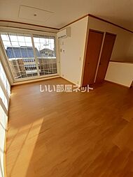 パルク・ド・ポワール　Ｂ棟 202 2階2LDKのリビング/ダイニング