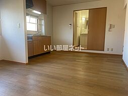 JR和歌山線 岩出駅 バス30分 曽屋久保下車 徒歩3分の賃貸アパート 2階2LDKのリビング/ダイニング