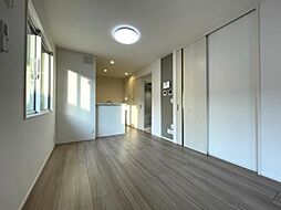 ベリエッサ 203 2階1LDKのリビング/ダイニング