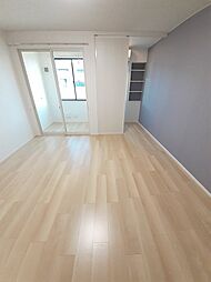 ベル・ヴィオラＫVI 102 1階ワンルームのリビング/ダイニング