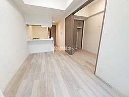 プレサンスブルーム新神戸 607 6階1LDKのリビング/ダイニング