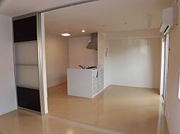 ステーションフロント三里木 101 1階2LDKのリビング/ダイニング