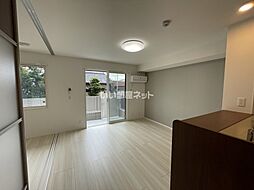 エストレヤ 102 1階2LDKのリビング/ダイニング