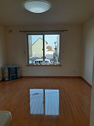 ニューベルゲン 102 1階1LDKのリビング/ダイニング