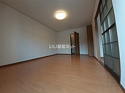 サンハイム富士山　A 102 1階2LDKのリビング/ダイニング