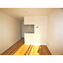 エキューム登戸 302 3階1LDKのリビング/ダイニング