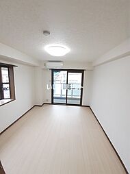 センターフィールドIII 303 3階1Kのリビング/ダイニング