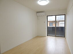 ヴィラドムス 102 1階1Kのリビング/ダイニング