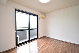 シャトレー西本 303 3階2DKのリビング/ダイニング