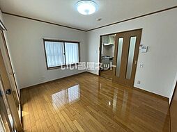 ジュネス有福 102 1階1Kのリビング/ダイニング