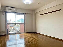 オリエンタルコートII 304 3階1Kのリビング/ダイニング