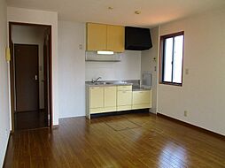 フロンティエール　西館 101 1階2LDKのリビング/ダイニング