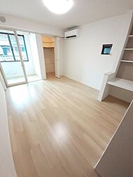 アンド　ザ　ブルー　I 104 1階1Kのリビング/ダイニング