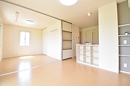 Ｇｒｅｅｎ　Ｒｏｓｅ 105 1階2LDKのリビング/ダイニング