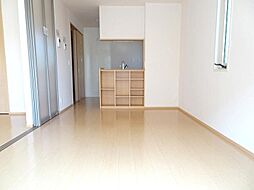 パセーオ 101 1階3LDKのリビング/ダイニング