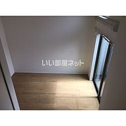 Mountain Ash 102 1階ワンルームのリビング/ダイニング