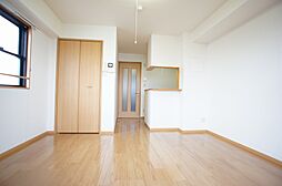 ユノディエール 1007 10階ワンルームのリビング/ダイニング