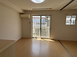 カーサ・ビアンカ 203 2階1LDKのリビング/ダイニング