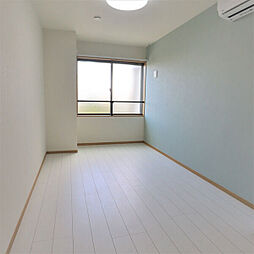 ernesto 201 2階1Kのリビング/ダイニング