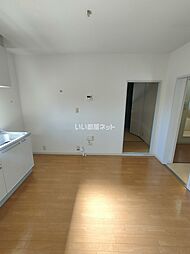 ケミカル・ワンＡ 201 2階1LDKのリビング/ダイニング