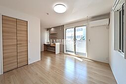 ドエル24 202 2階1LDKのリビング/ダイニング