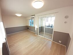 シャルマン 105 1階1LDKのリビング/ダイニング