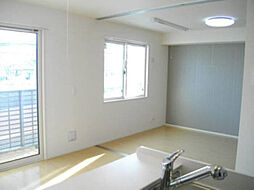 Ｄーｒｏｏｍ島西 102 1階2LDKのリビング/ダイニング