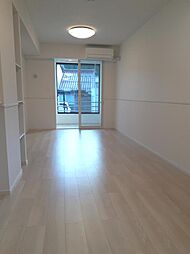 ベル・グロワール 101 1階1LDKのリビング/ダイニング