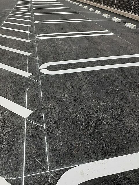 4 / 10