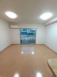 アルカディア太田 201 2階ワンルームのリビング/ダイニング