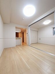 ロイヤルパイン　ストリーム 201 2階1LDKのリビング/ダイニング