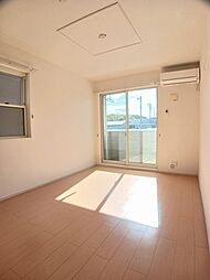 ヴィータ　セレーナ　II 105 1階2DKのリビング/ダイニング