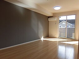 エクセル大窪 203 2階1LDKのリビング/ダイニング