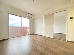 クロノス52鶴羽田 303 3階2LDKのリビング/ダイニング