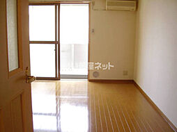 ロイヤルハイツＦＵＪＩ 303 3階1Kのリビング/ダイニング