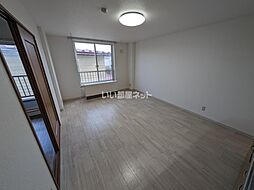 バーニーズブルー 102 1階2LDKのリビング/ダイニング