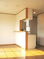 ハッピーライフＢ 201 2階1LDKのリビング/ダイニング