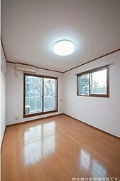 セラドン・グレイ 1F 1階1Kのリビング/ダイニング