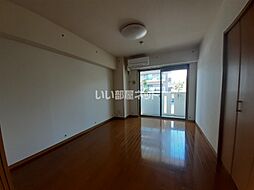 吉幸III 205 2階1DKのリビング/ダイニング